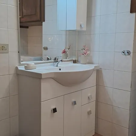 La Casa Nel Borgo Браччано